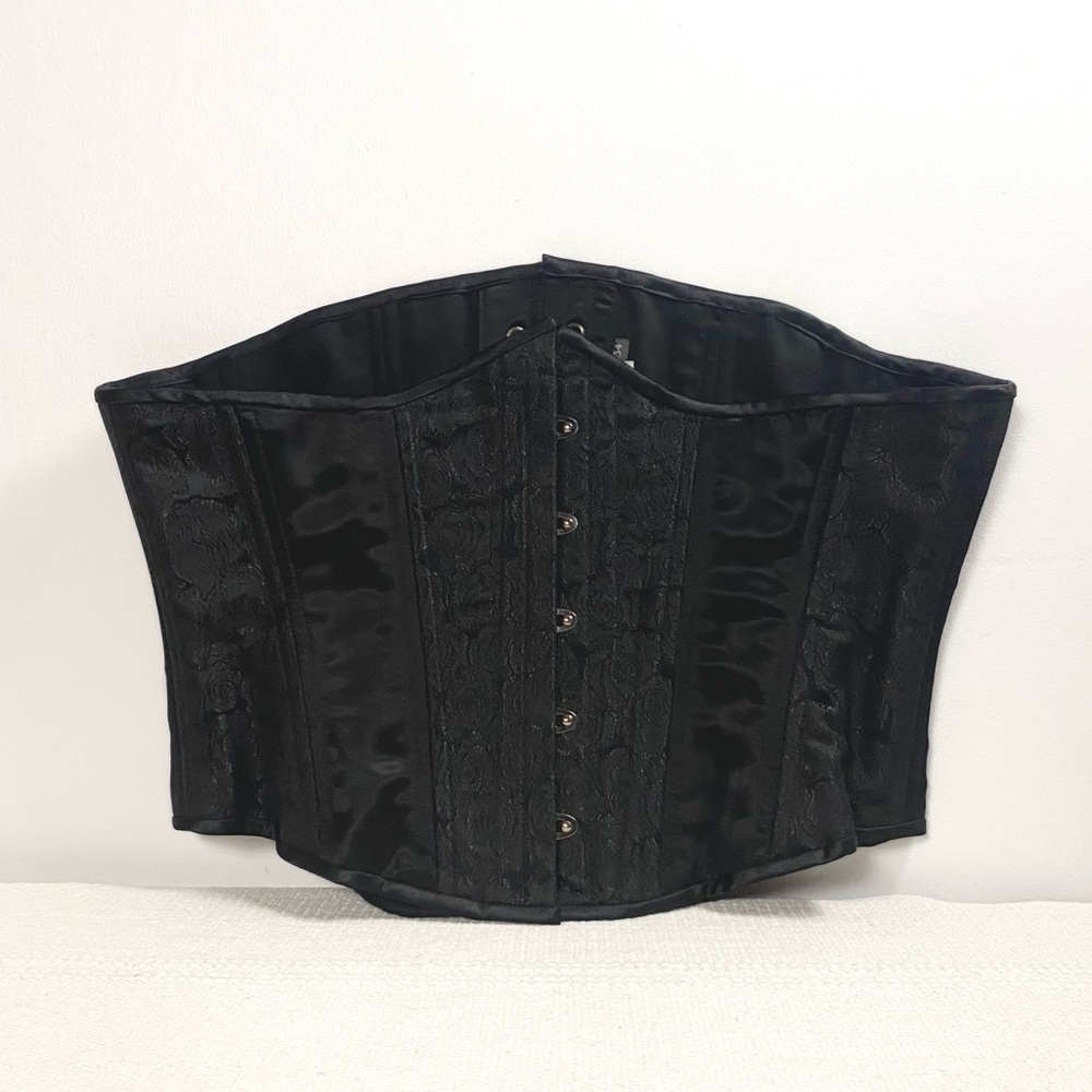 Vtg Lingerie Black Floral Lace-Up Corset Underbust size 34 Coquette Goth Sexy